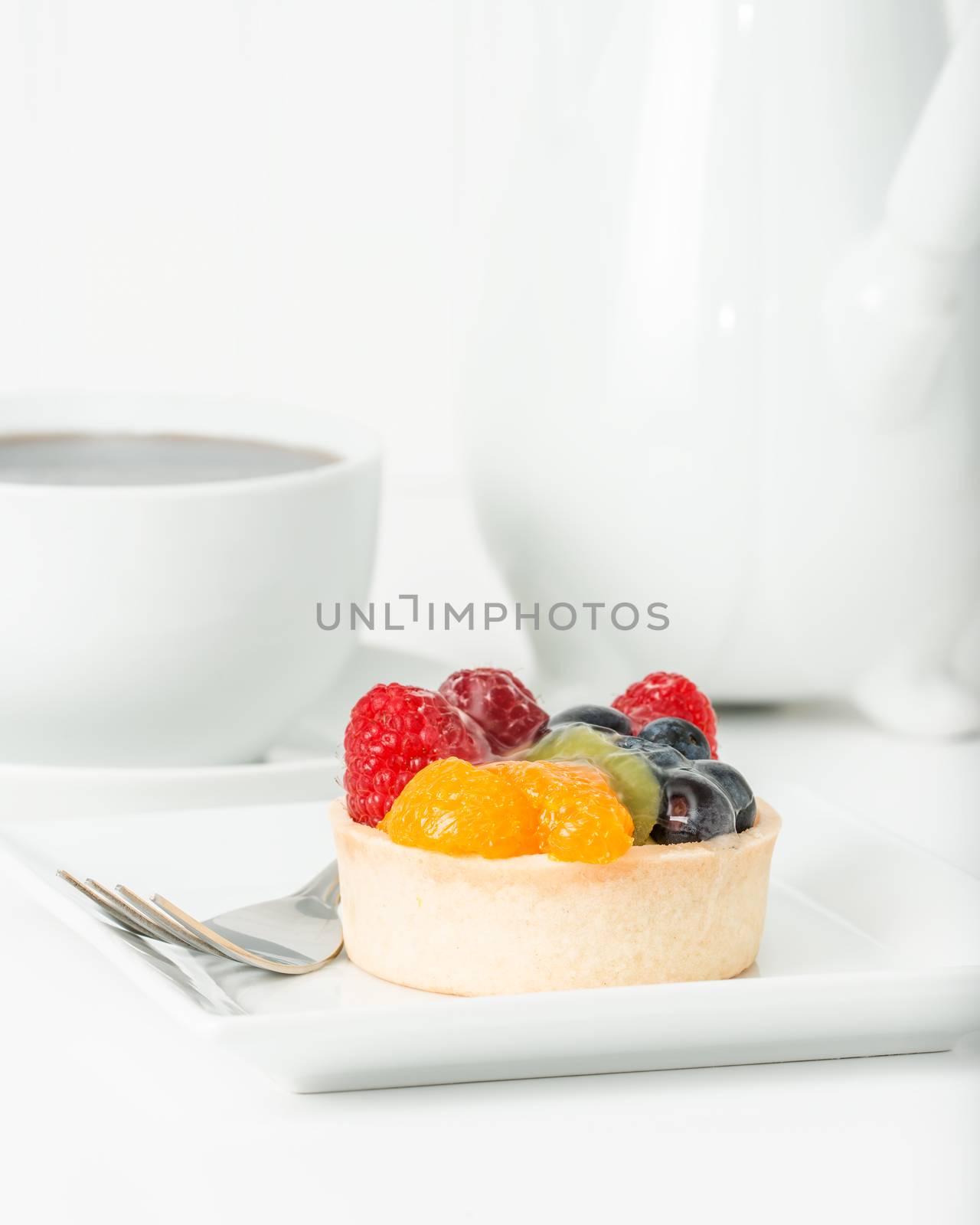Fruit Tart by billberryphotography