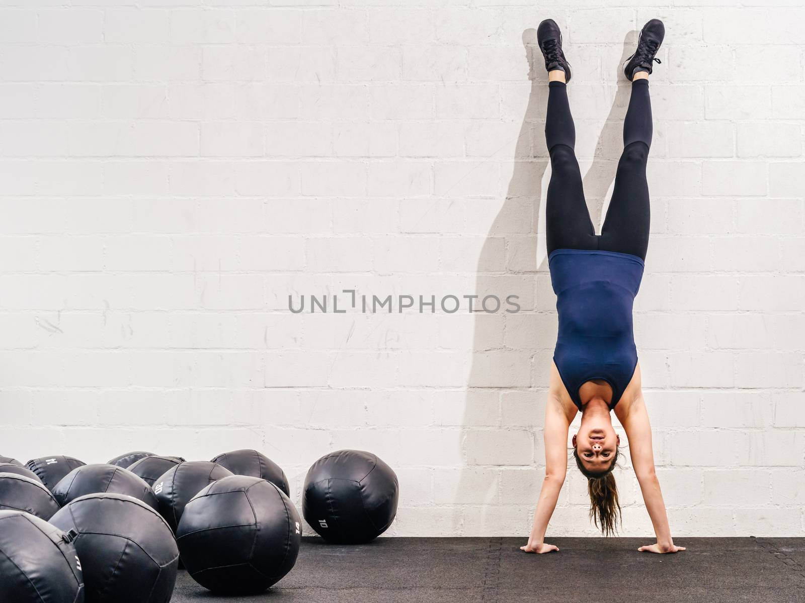 Handstand at the crossfit gym by sumners