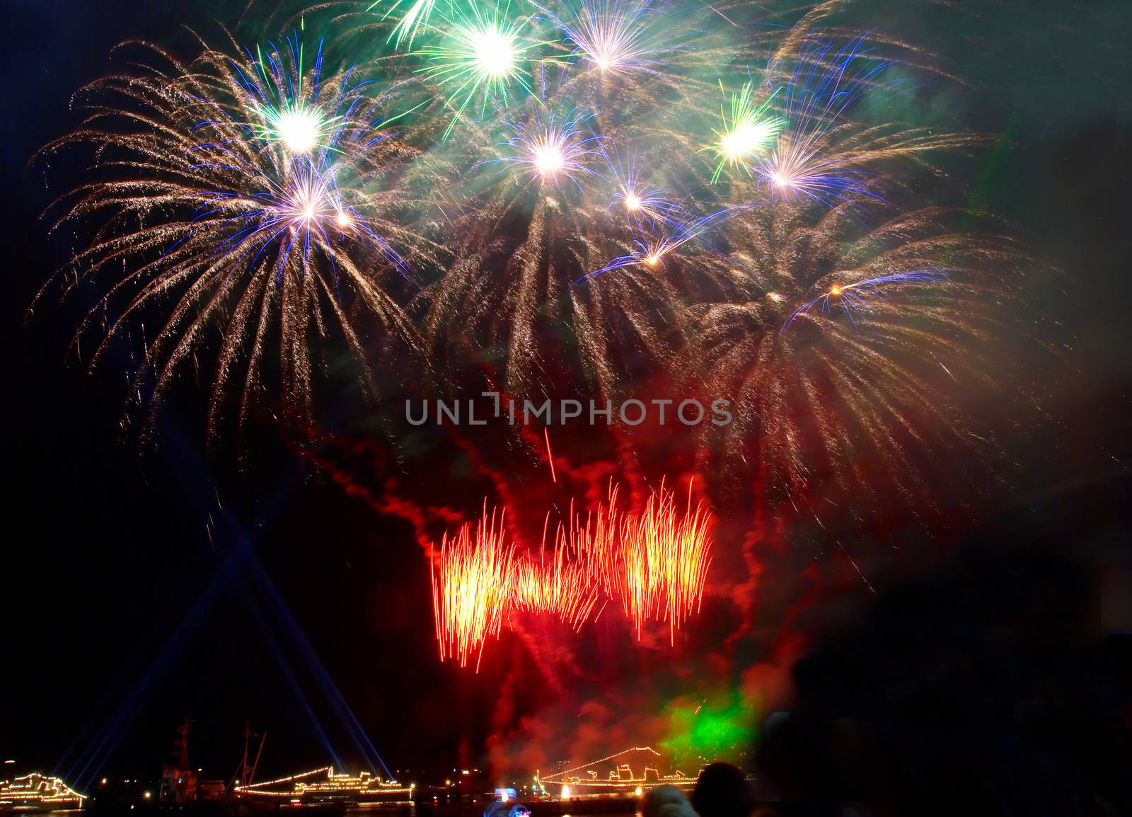 Salute, fireworks above the bay. by vapi