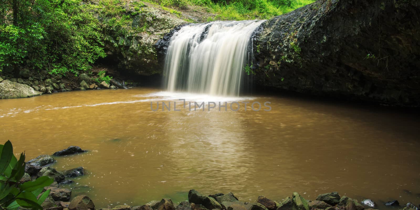 Lip falls in Beechmont, Queensland, Australia. Located in the Denham Reserve.