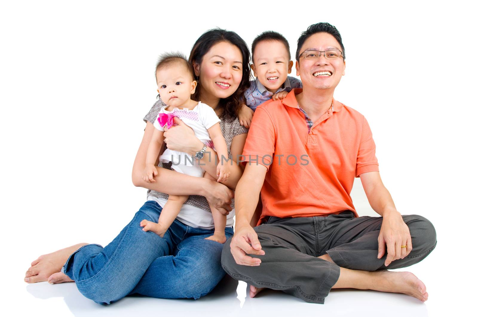 Portrait of asian family