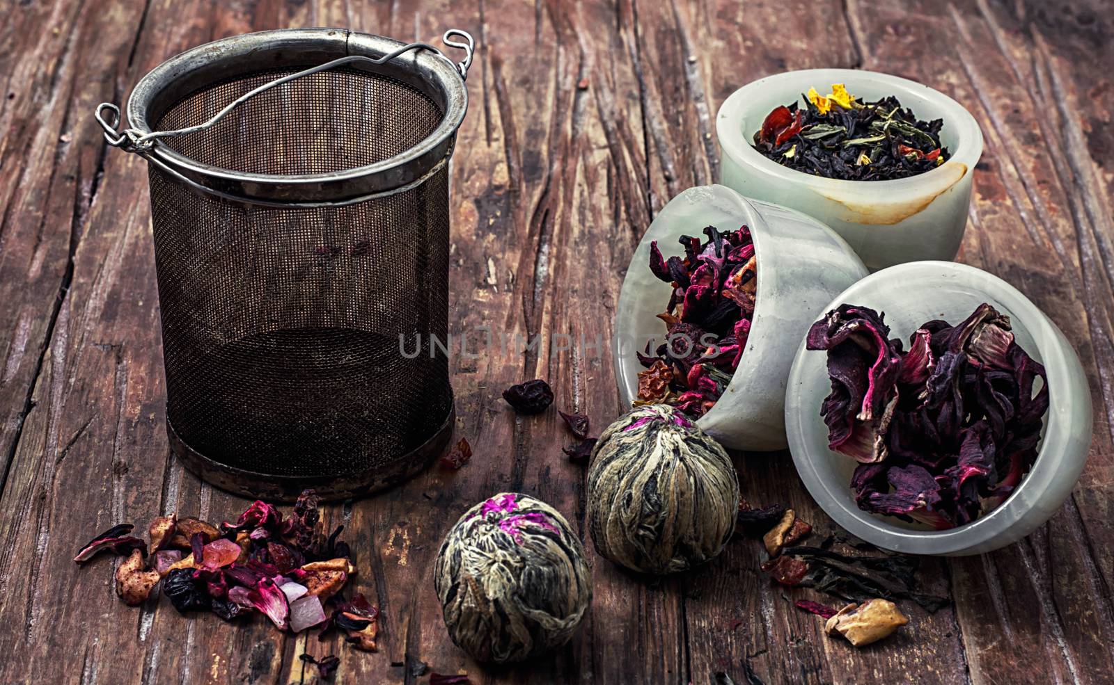 tea strainer and tea leaves  by LMykola