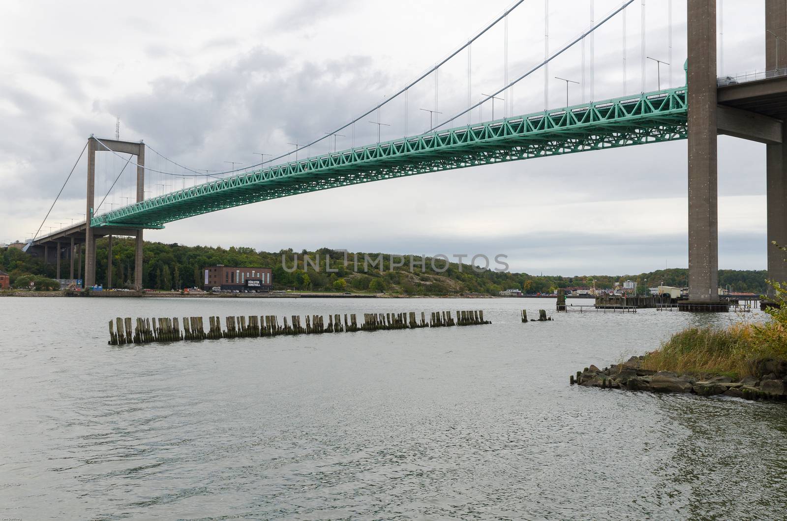 one bridge in gothenburg over the river