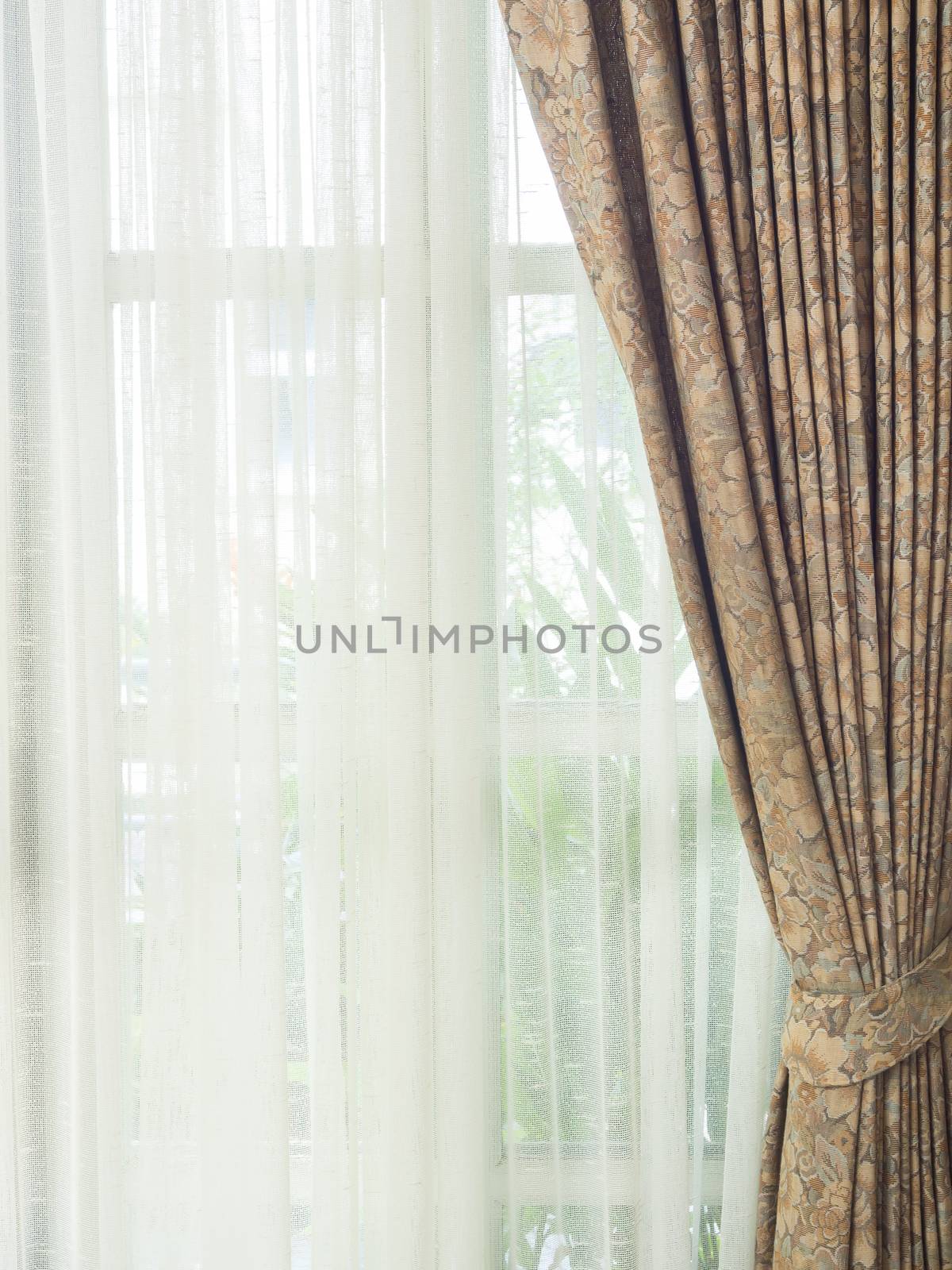 curtain by simpleBE