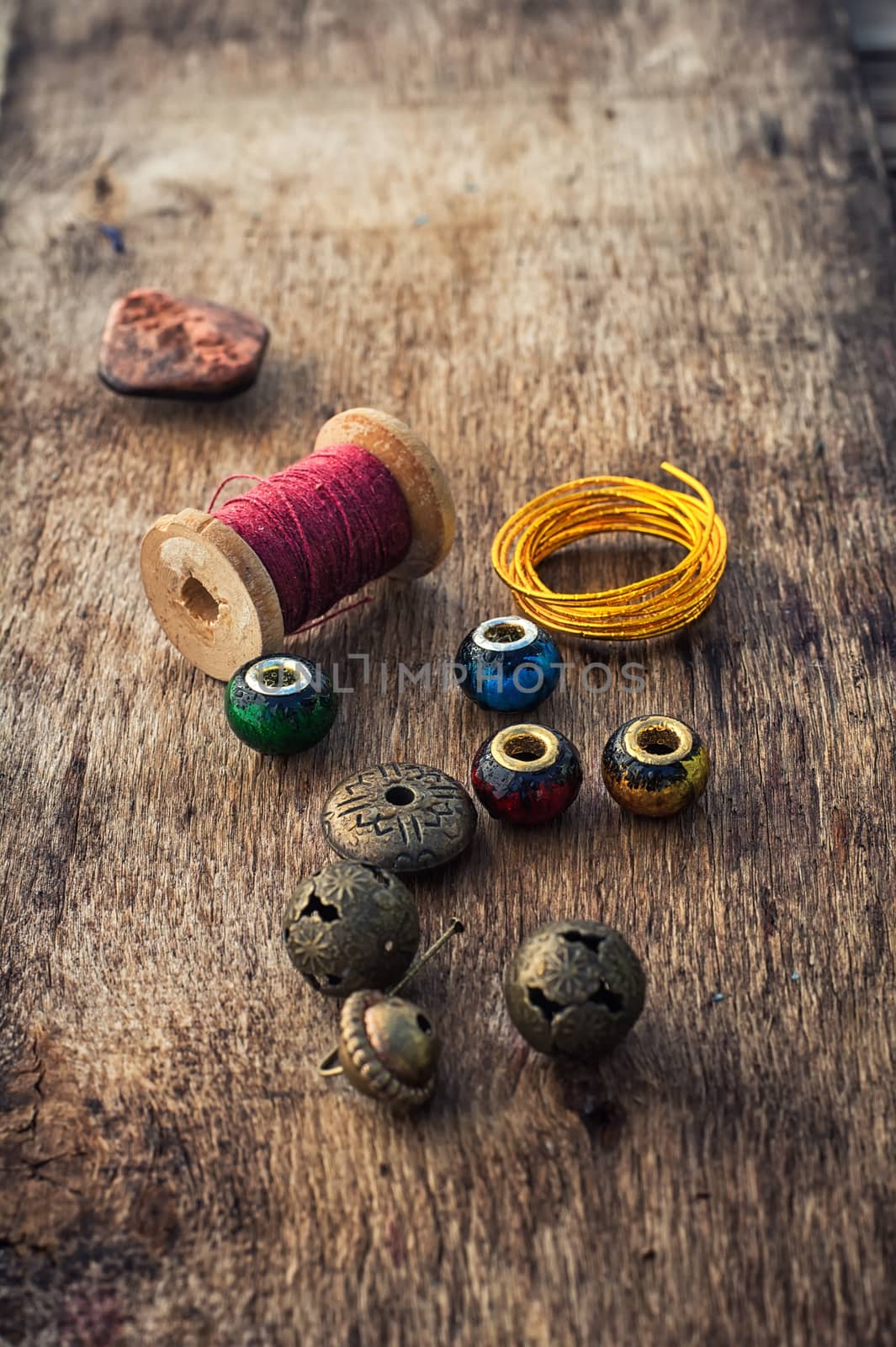 Set fashion beads for weaving necklaces and bracelets in vintage style.