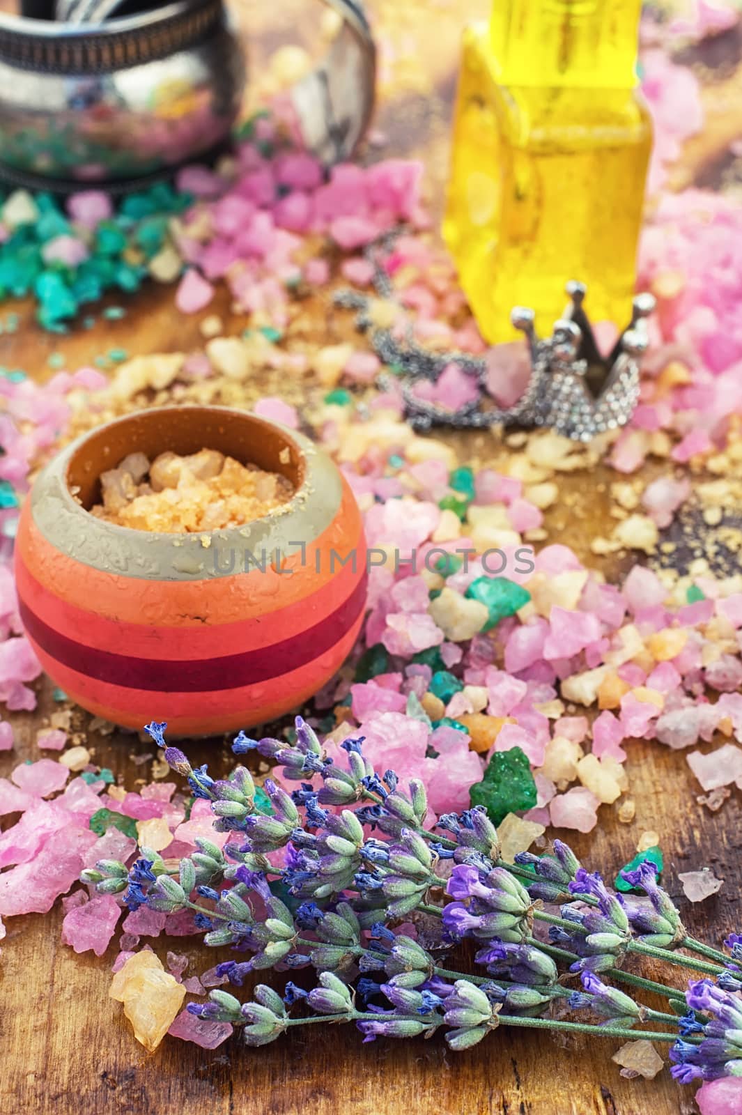 Spilling scented sea salt assorted colors lavender assorted colors