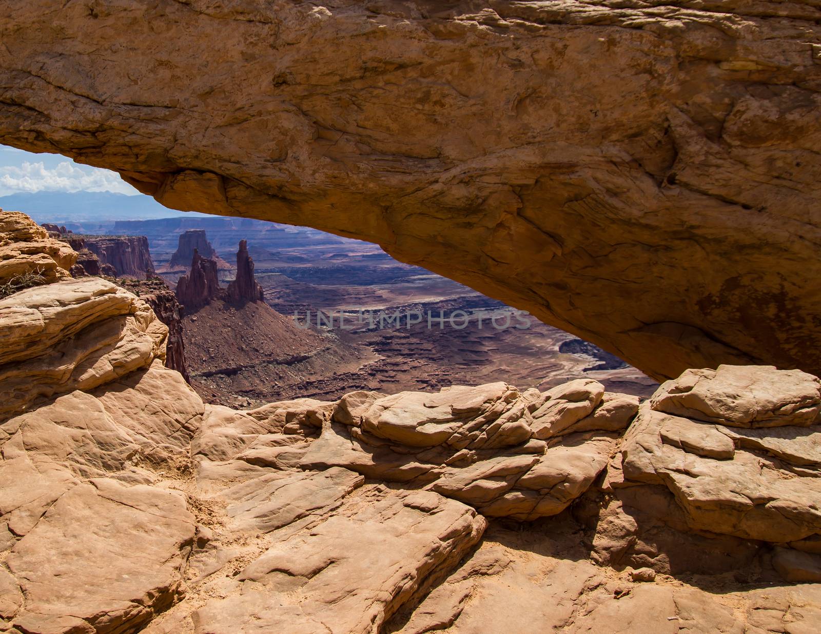 Mesa Arch by teacherdad48@yahoo.com