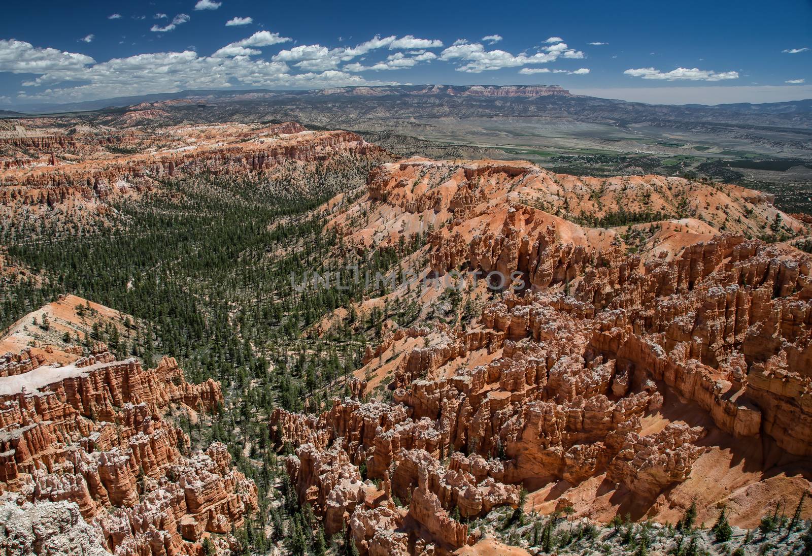 Bryce Canyon National Park in Utah is a marvel of rock formations (hoodoos) hiking trails and scenic views.