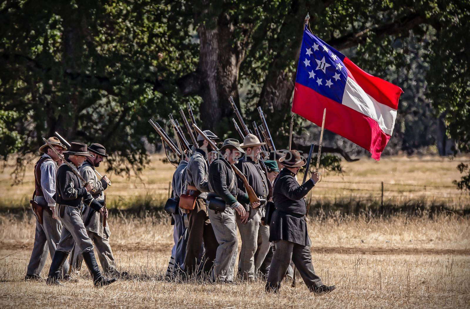 Confederate troops march towards the Union Army during a Civil War reenactment in Anderson, California.
Photo taken on: September 27th, 2014