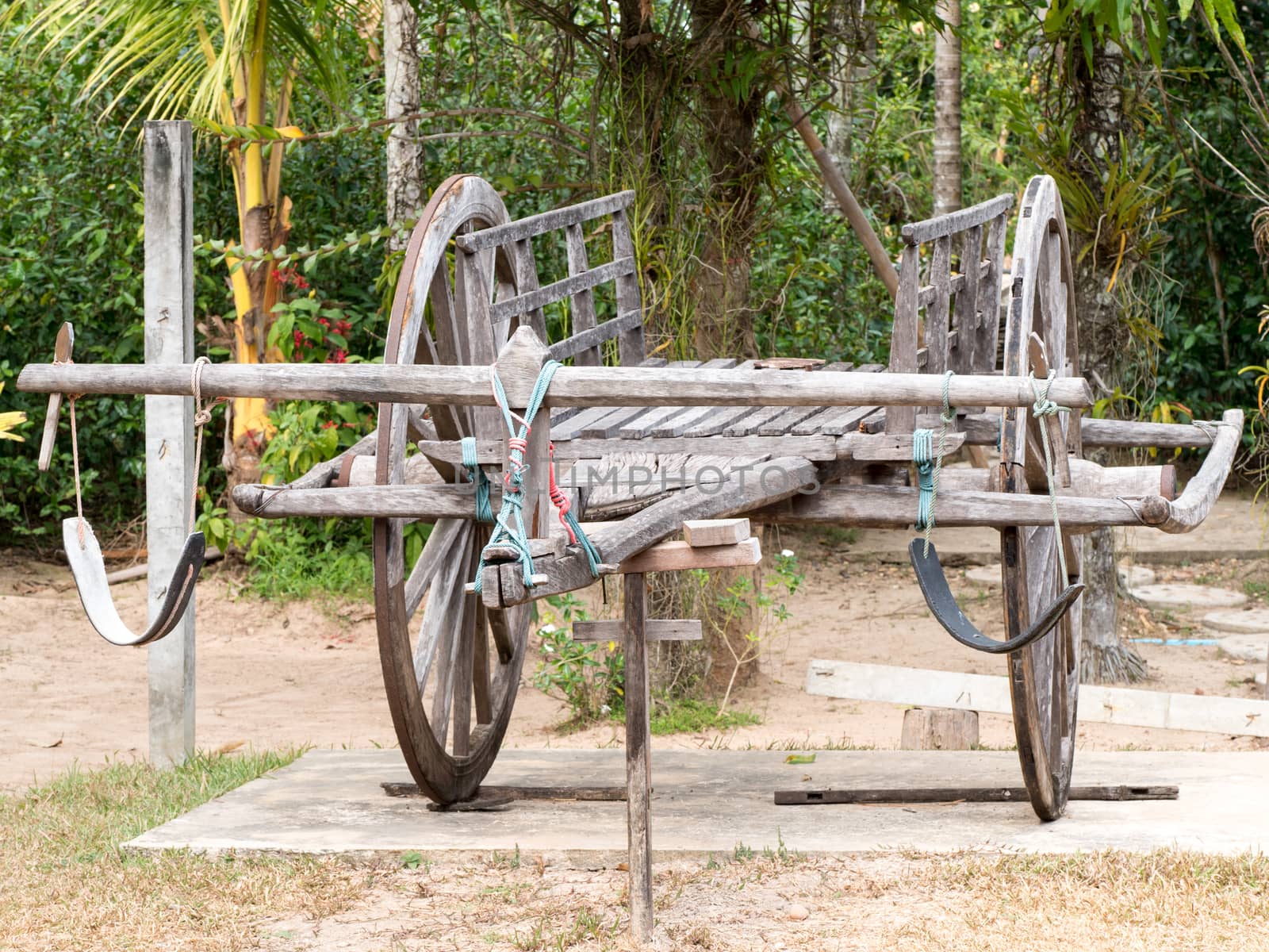 Thai Vintage Wooden Cart