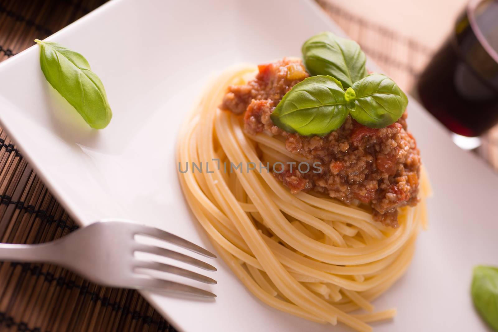 Spaghetti bolognese vegan by crampinini