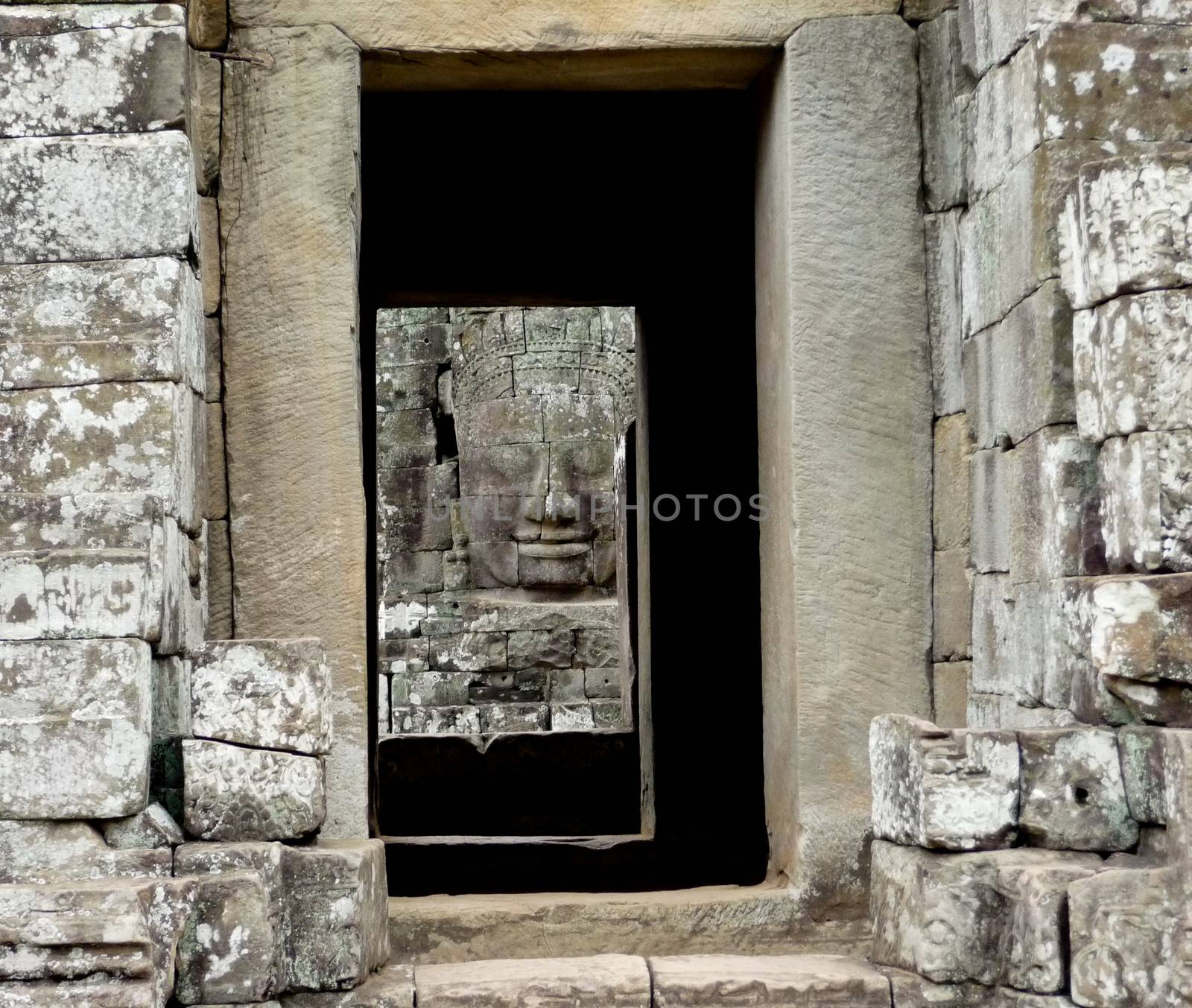 Bayon Face Framed by AlexLeven