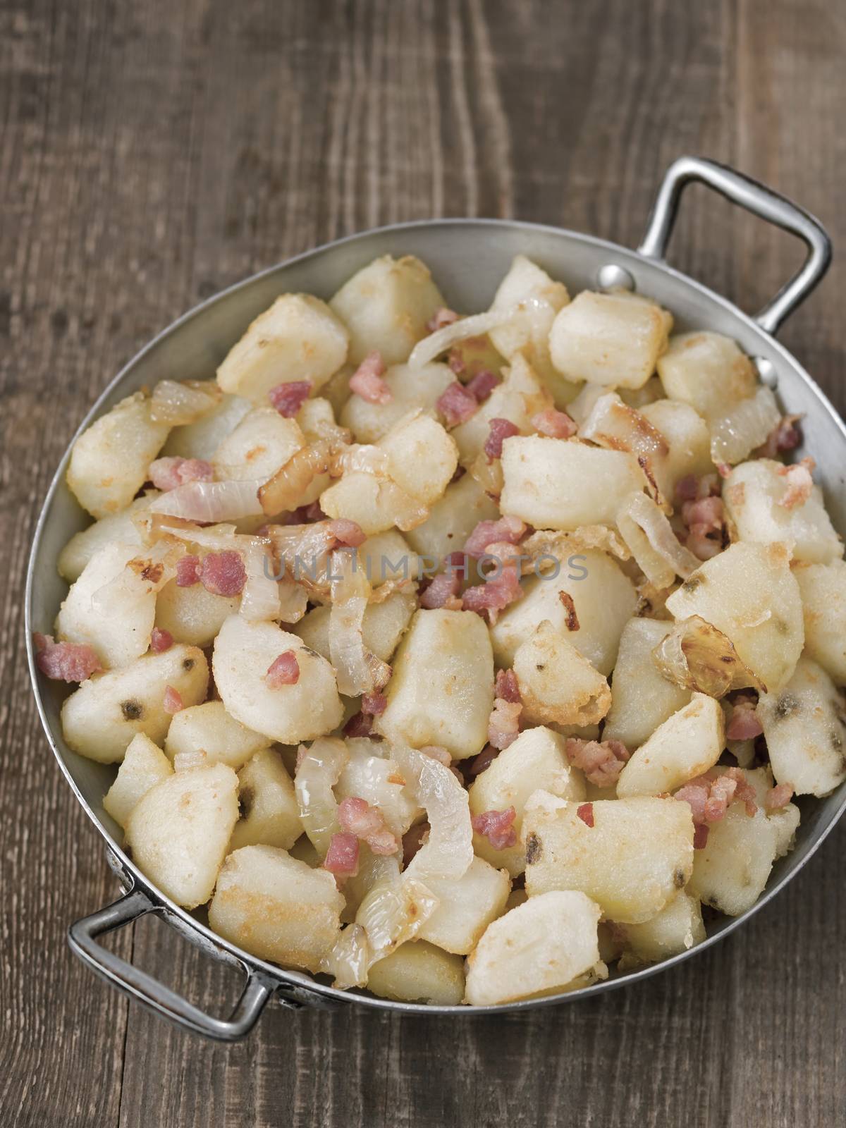 close up of rustic german pan fried potato bratkartoffeln