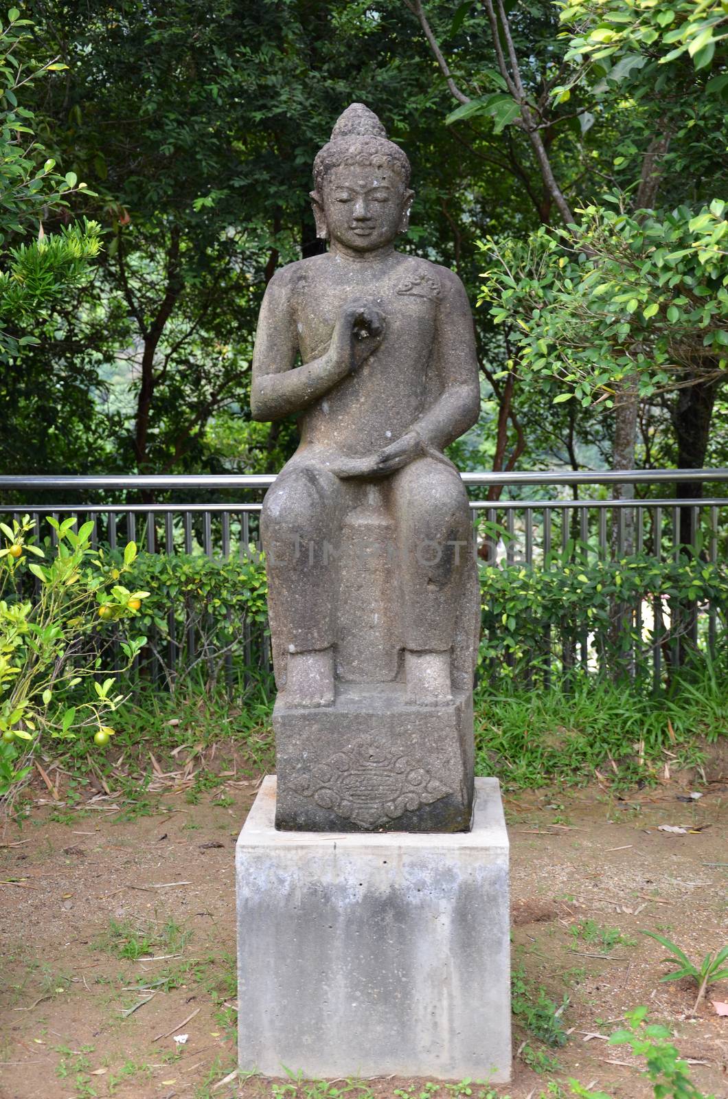 Buddha sculpture in Kek Lok Si,Penang. Kek Lok Si temple is a Buddhist temple situated in Air Itam in Penang.It is one of the best known temples on the island.