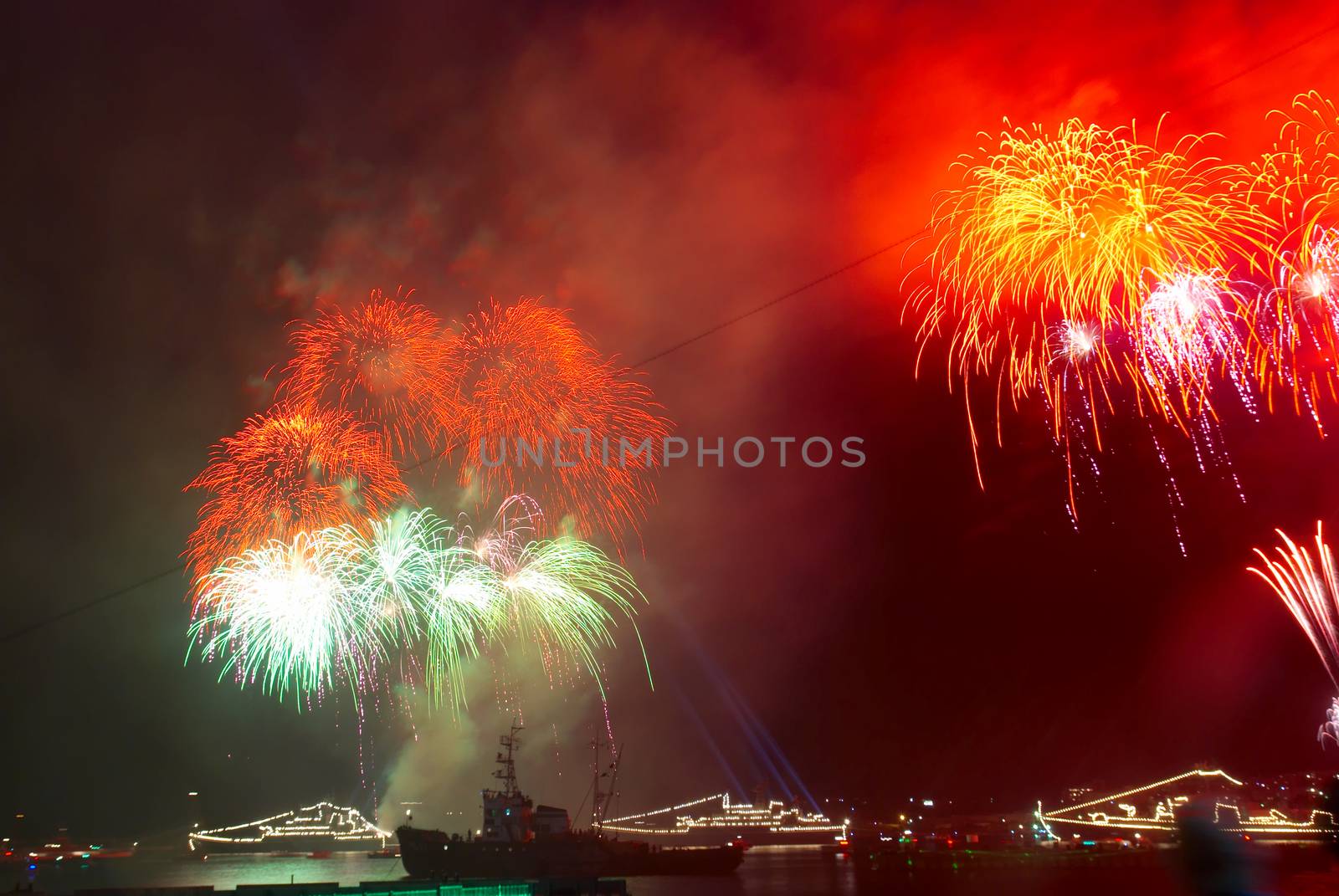 Salute, fireworks above the bay. by vapi