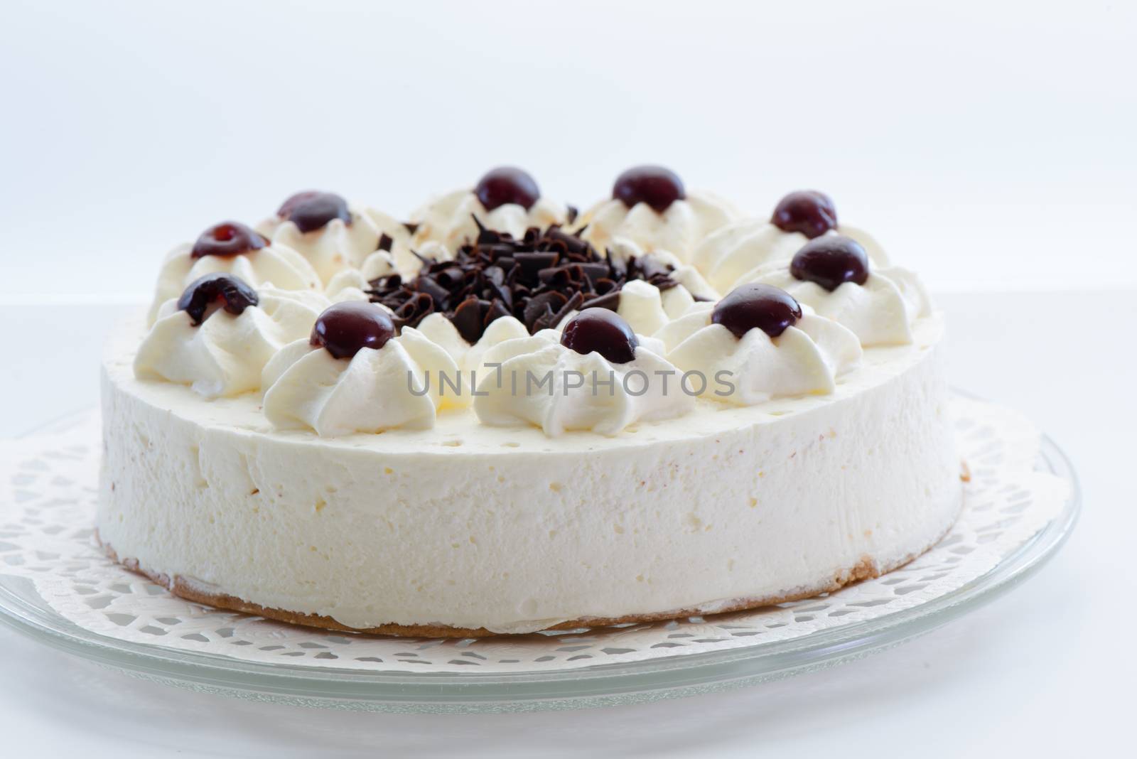 white black forest cake by p.studio66