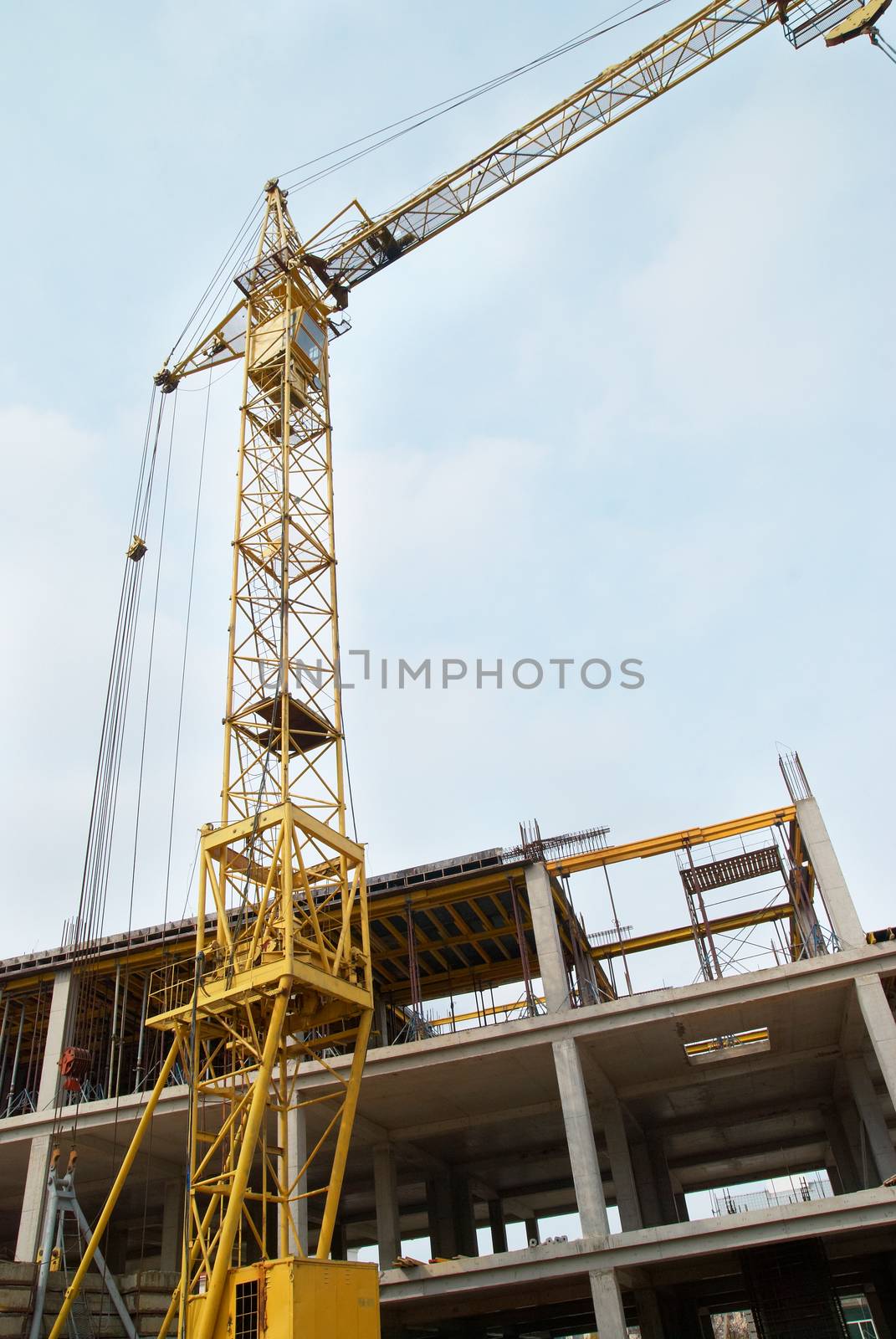 Building crane by vapi