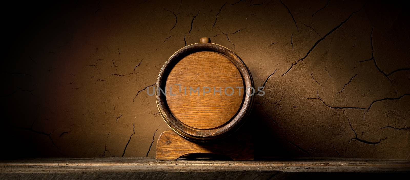 Cask near wall by Givaga