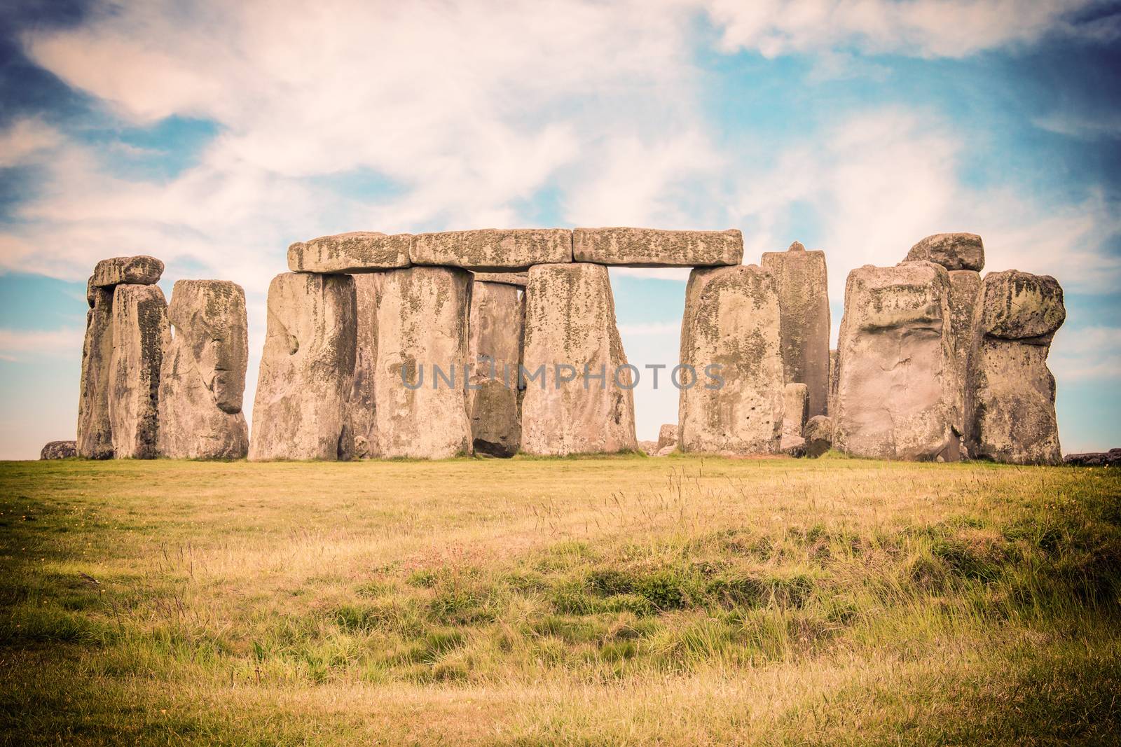 The mysterious Stonehenge by gianliguori