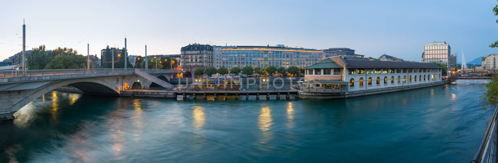 Panoramic of Geneva downtown at dusk.