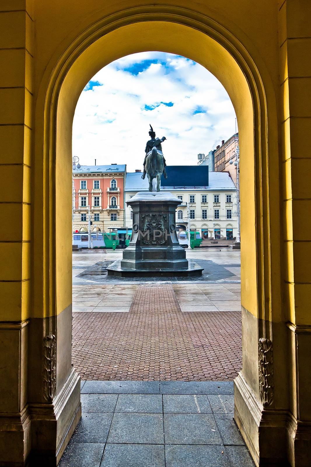 Zagreb central square arcade view by xbrchx