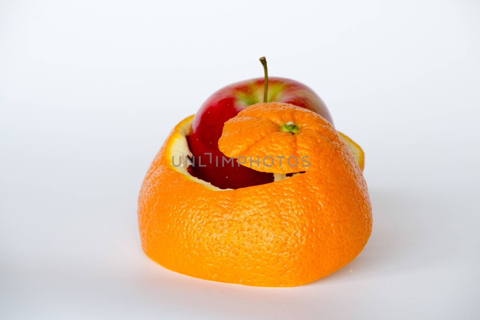 Orangeapple by rmbarricarte
