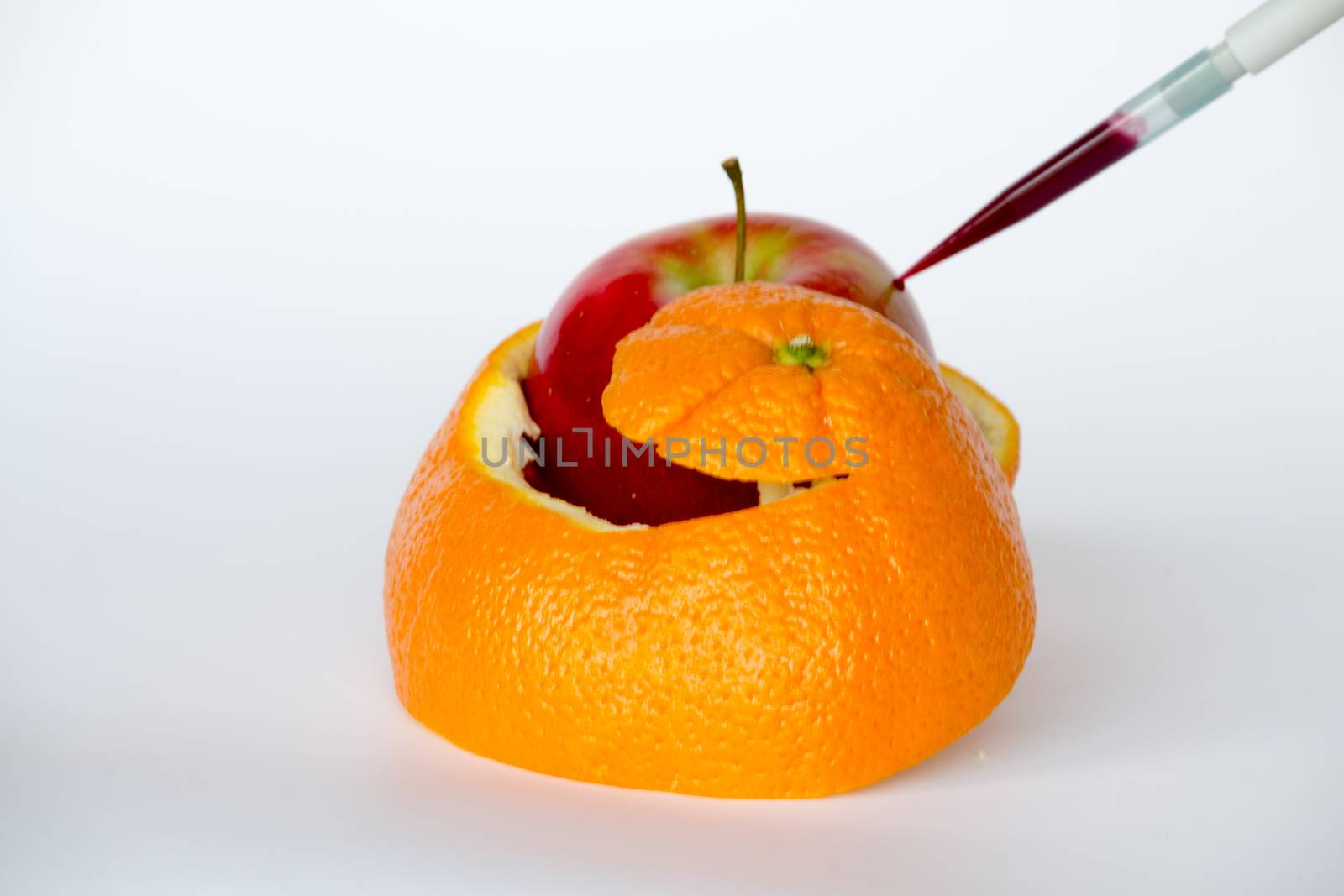 Editing an orange by rmbarricarte
