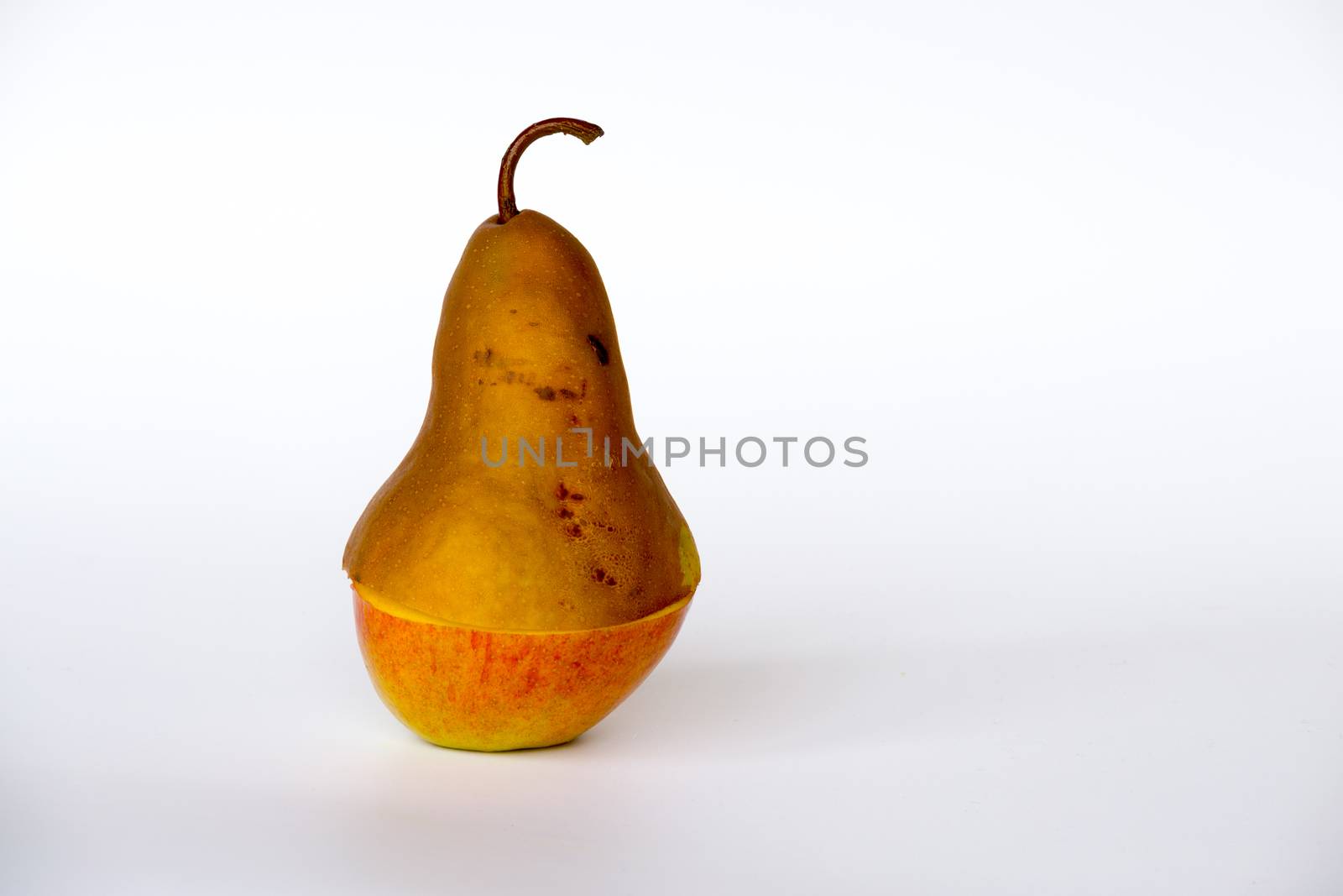 Injert orange pear by rmbarricarte
