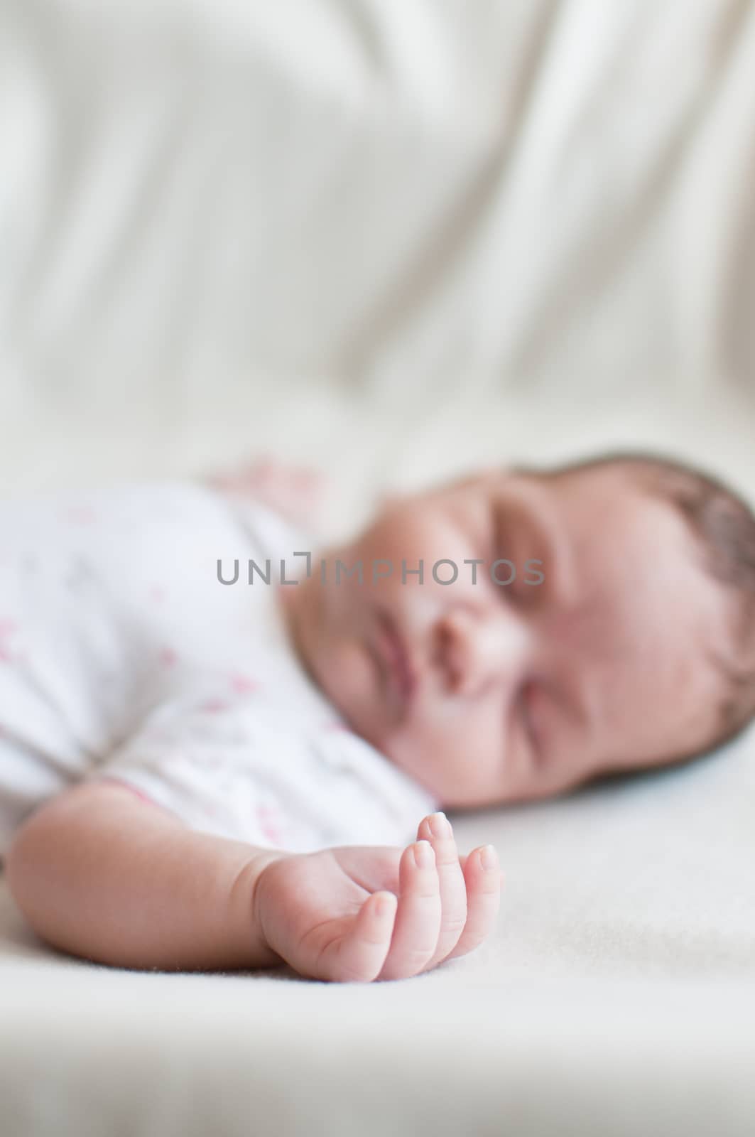 Selective focus baby hand  by Linaga