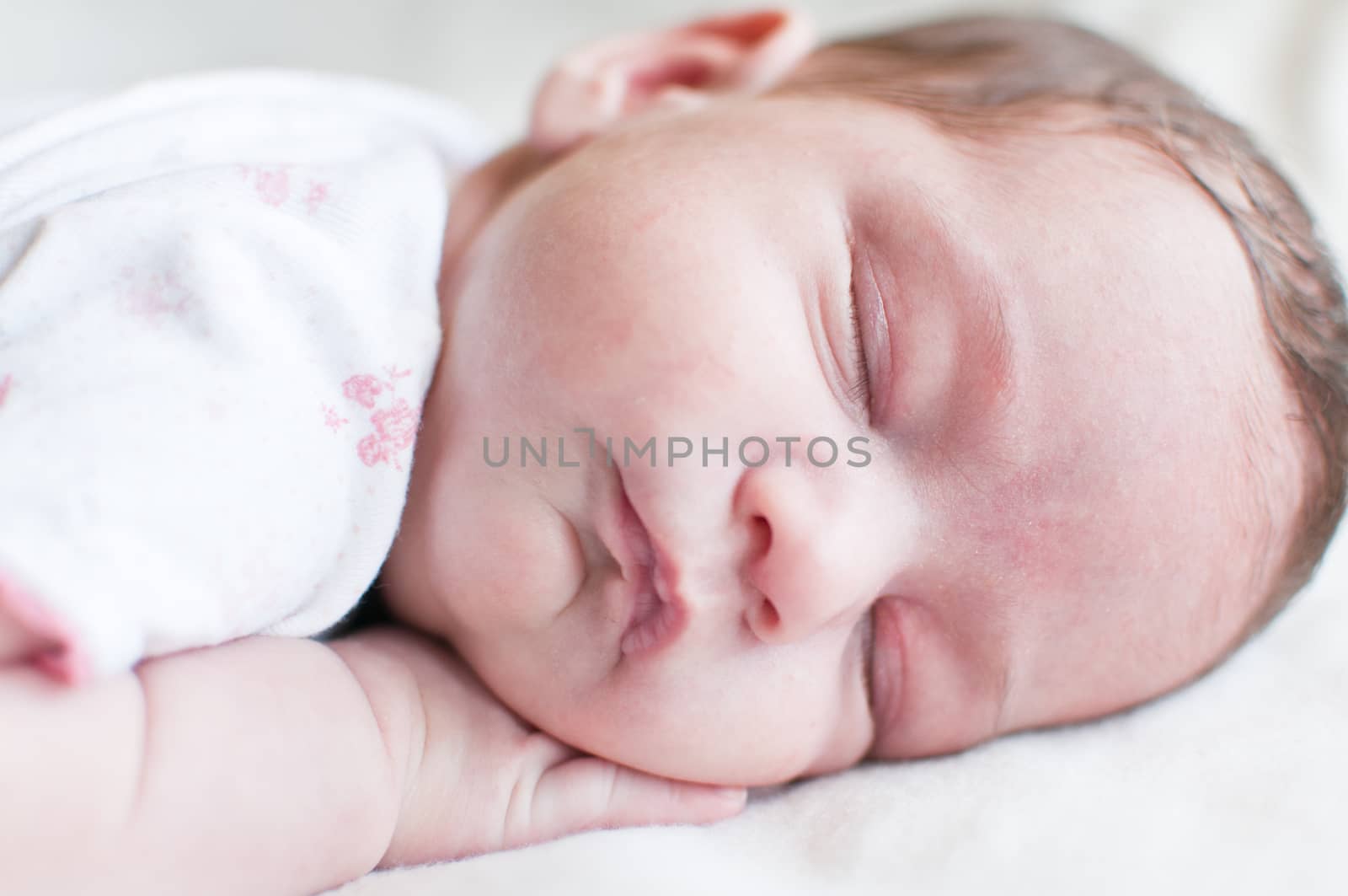 Sleeping baby closeup portrait by Linaga