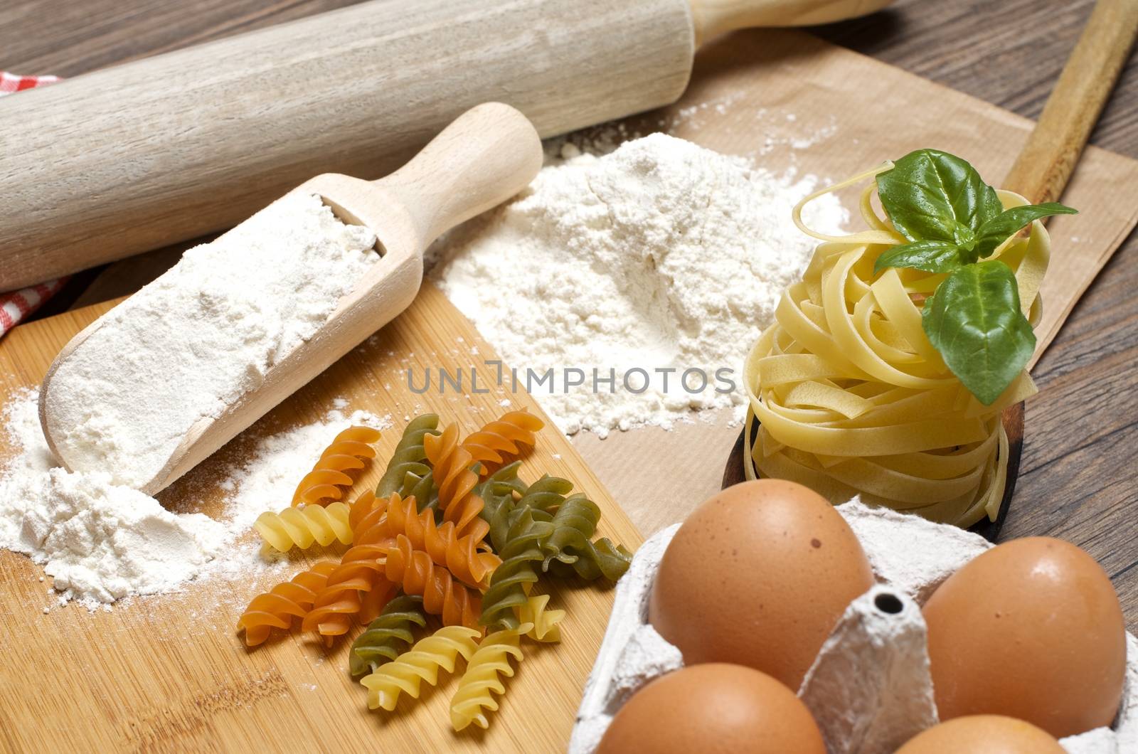 Pasta and ingredients for pasta by AnaMarques
