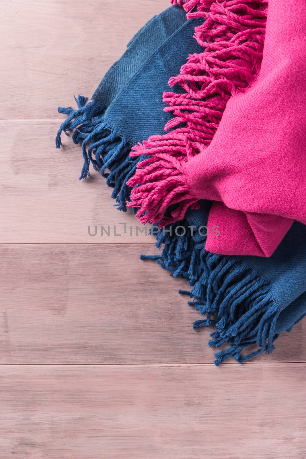 Woolen soft and worm scarf by AnaMarques