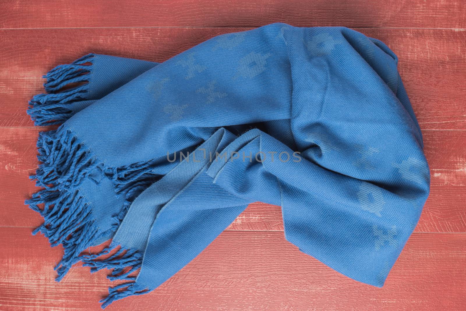 Woolen soft and worm scarf by AnaMarques