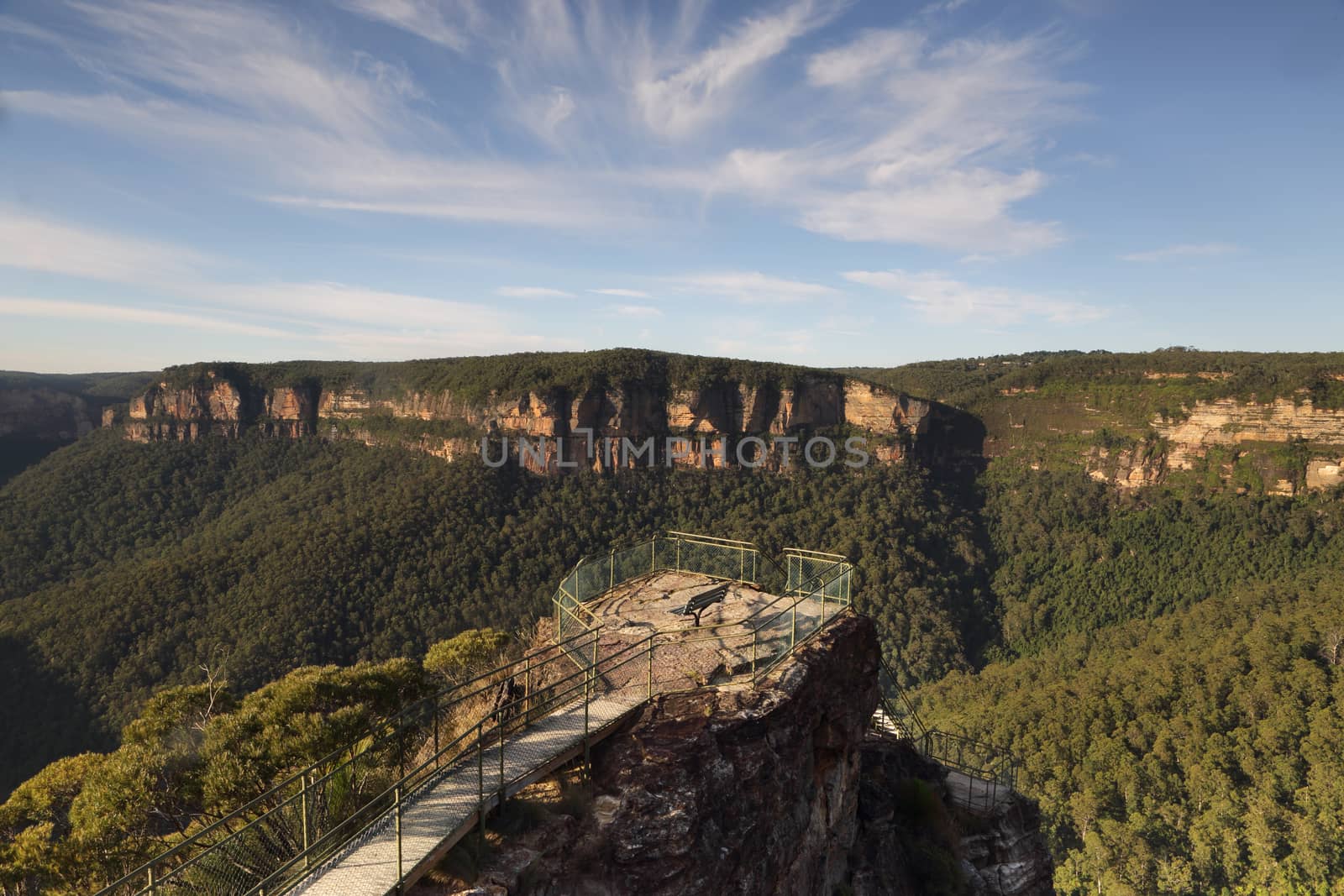 Pulpit Rock lookout in Blackheath is a narrow precipice of rock that juts out over the Grose Valley, from this pinnacle are almost sweeping 360 degree panoramic views of dramatic cliffs, gorges and valleys
