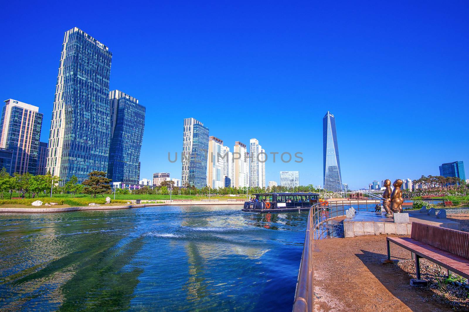 INCHEON, SOUTH KOREA - MAY 20 : Songdo Central Park is the green