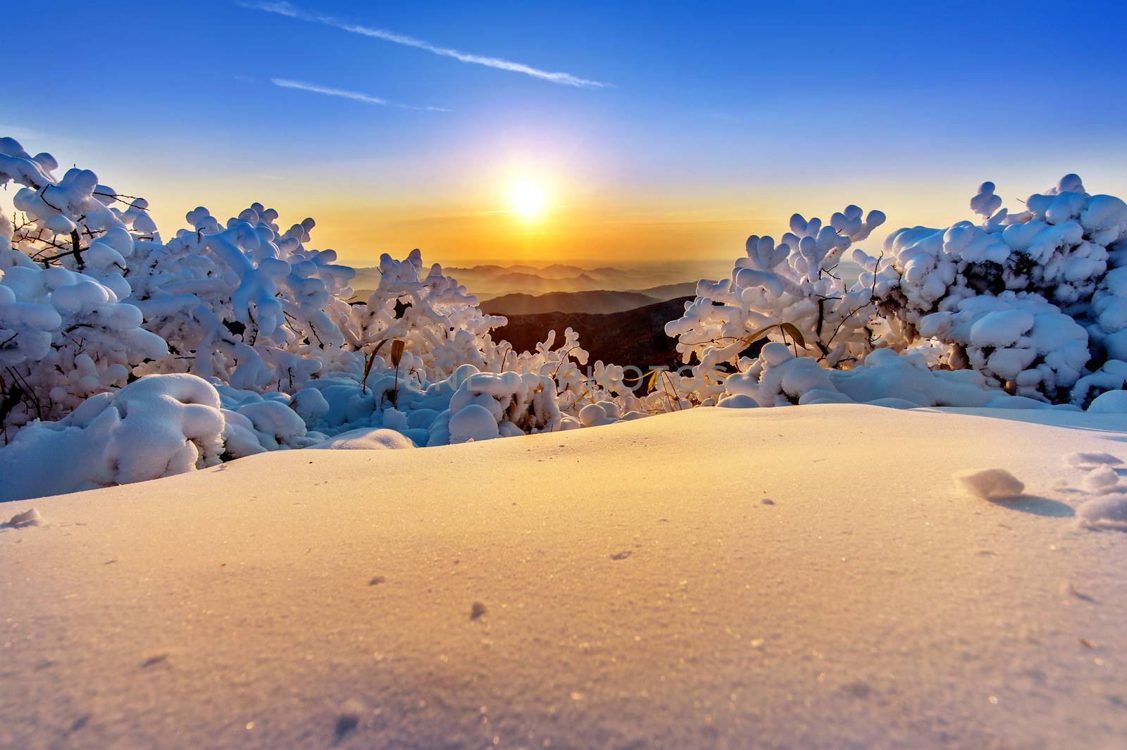 Sunrise on Deogyusan mountains covered with snow in winter,South by gutarphotoghaphy