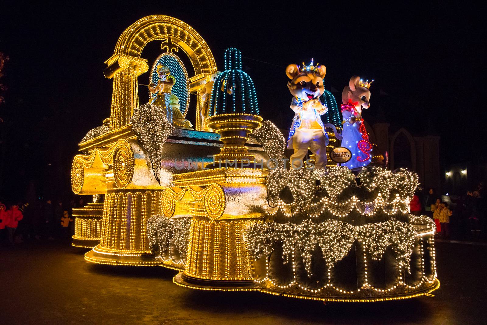 SEOUL, KOREA - DECEMBER 21,2014: A beautiful parade at night in Everland. Photo taken on December 21, 2014 in Seoul, South Korea.