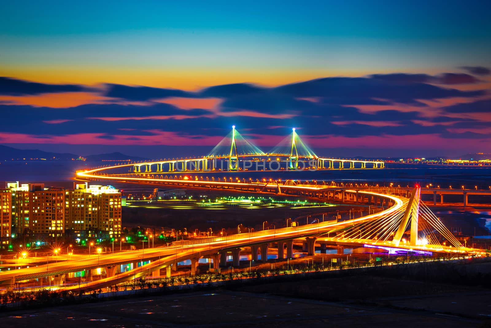 incheon bridge in korea by gutarphotoghaphy