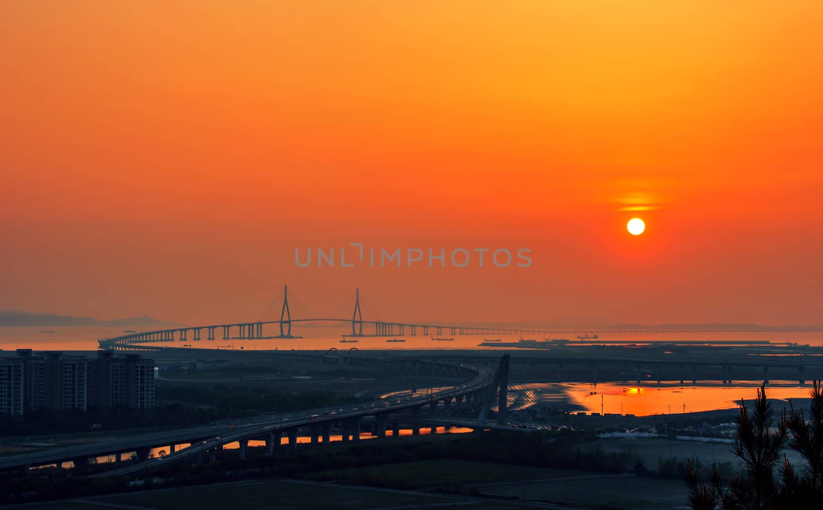 incheon bridge at sunset in korea by gutarphotoghaphy