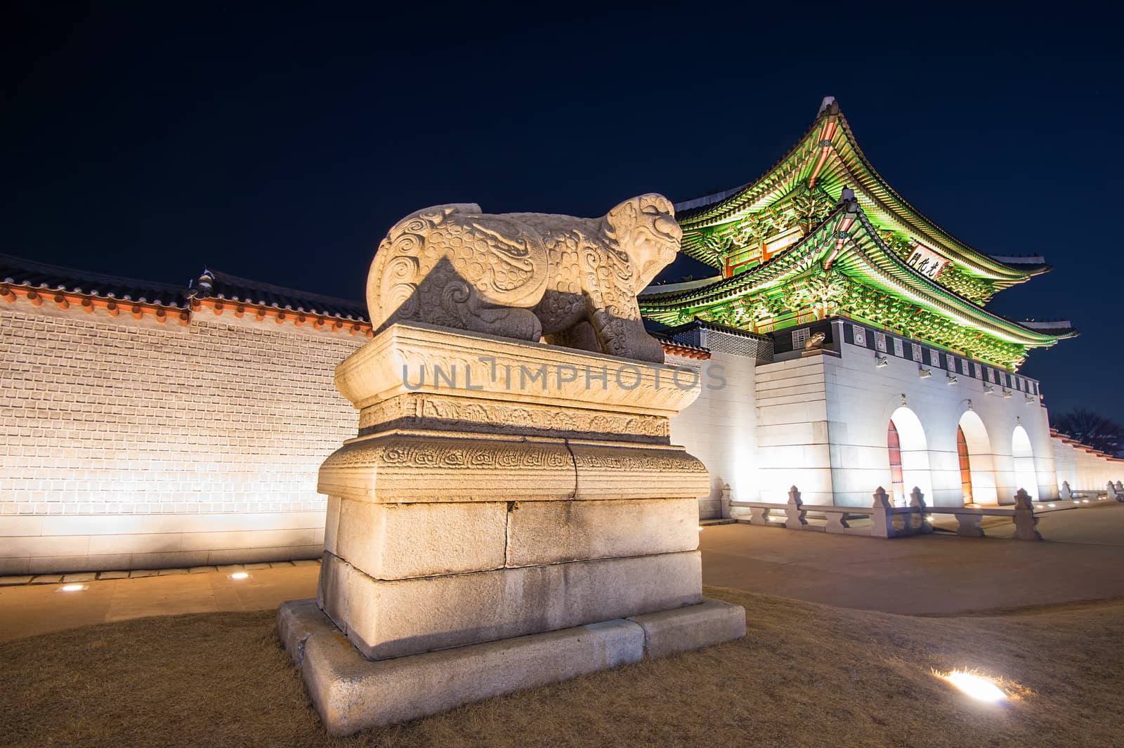 Geyongbokgung Palace at night in Seoul, South Korea. by gutarphotoghaphy