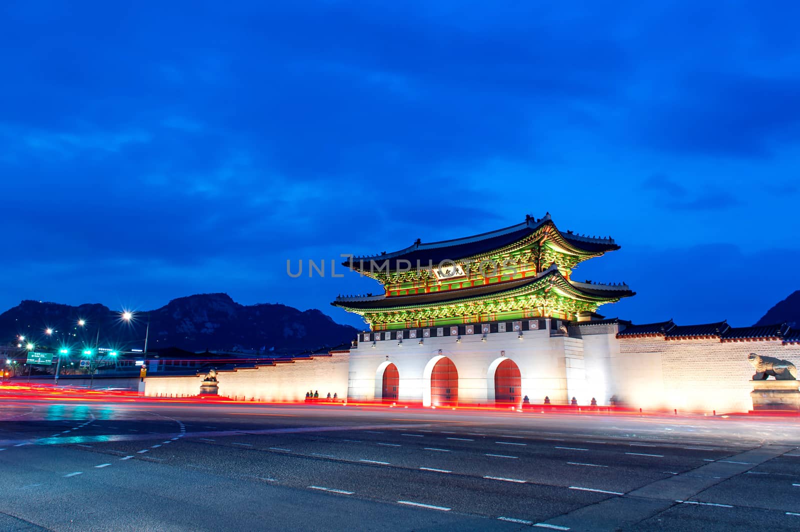 Gyeongbokgung palace at night in Seoul, South Korea.