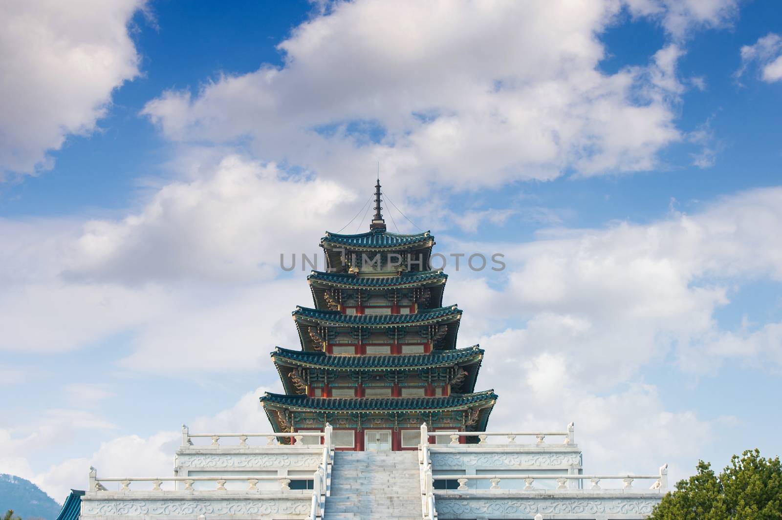 Gyeongbokgung palace in Seoul, Korea by gutarphotoghaphy