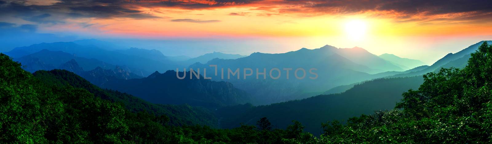 Seoraksan National Park, The best of Mountain in South Korea.