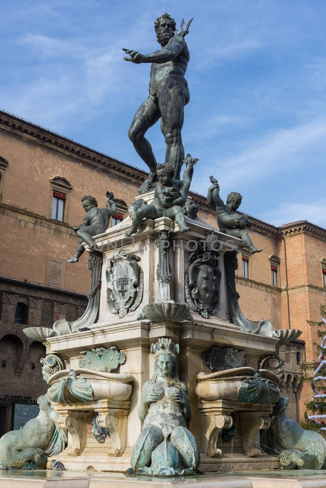 Fountain of Neptune, symbol of Bologna by faabi