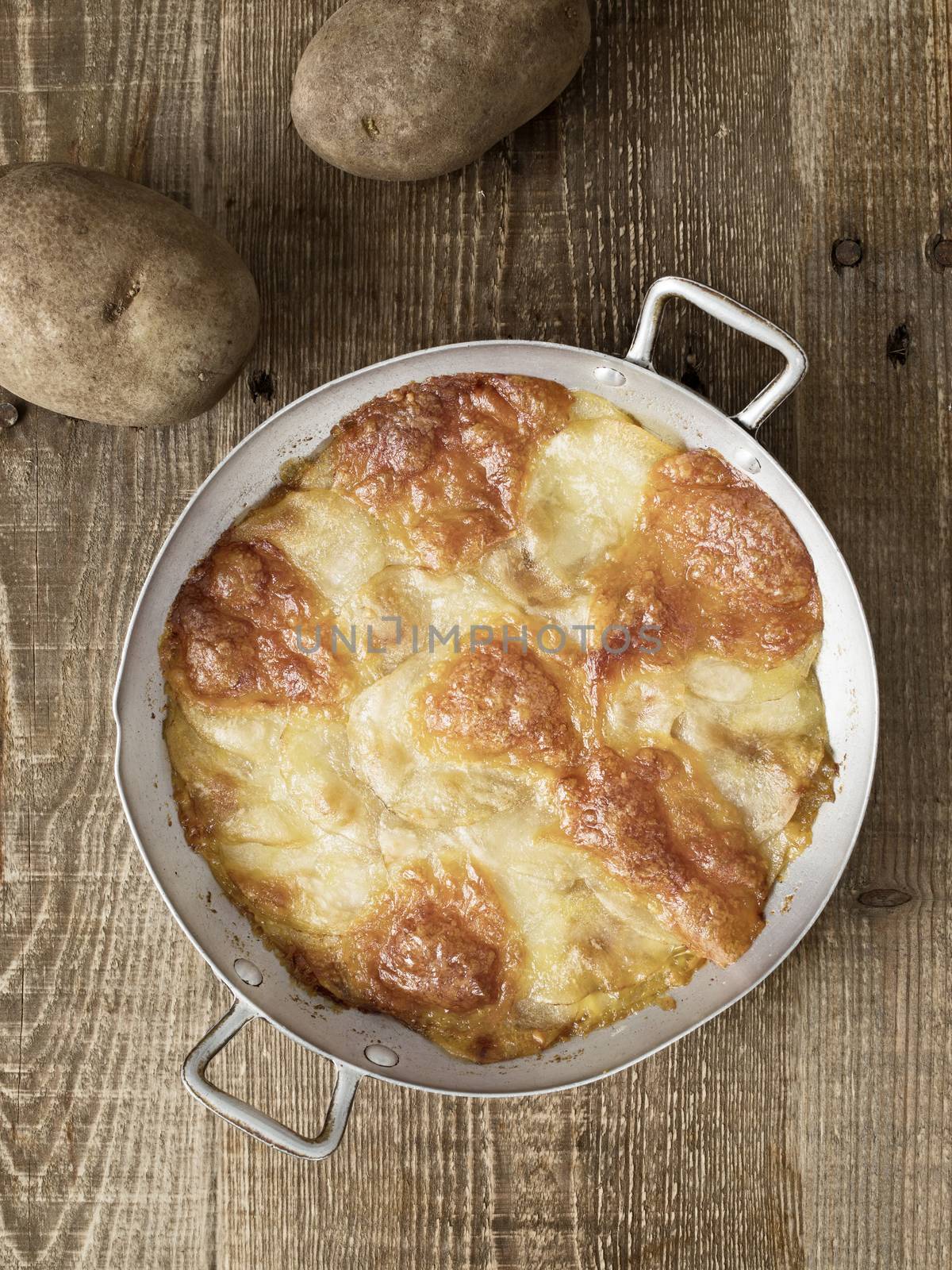 close up of rustic english pub grub pan haggerty