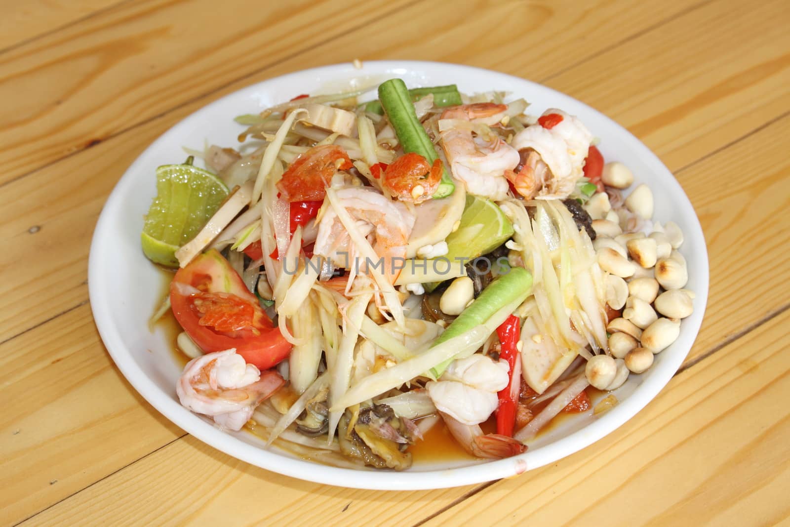 Thai papaya and shrimp salad