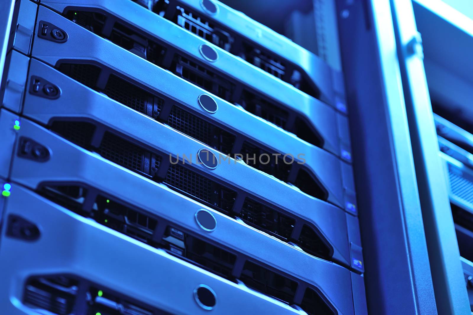 Network servers by panumazz@gmail.com