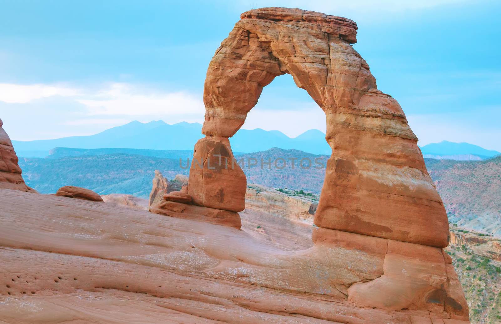 Delicate Arch at the Arches National park by AndreyKr