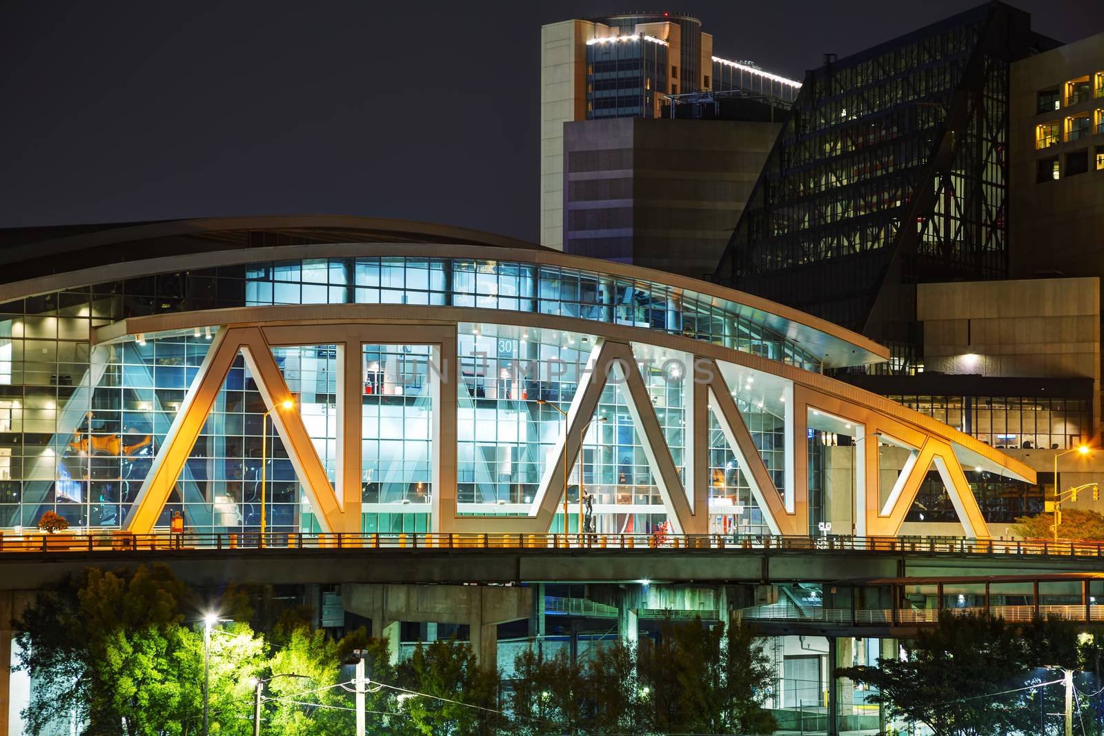 ATLANTA - AUGUST 29: Philips Arena and CNN Center on August 29, 2015 in Atlanta, GA. Philips Arena is a multi-purpose indoor arena. It was completed and opened in 1999 to replace The Omni.