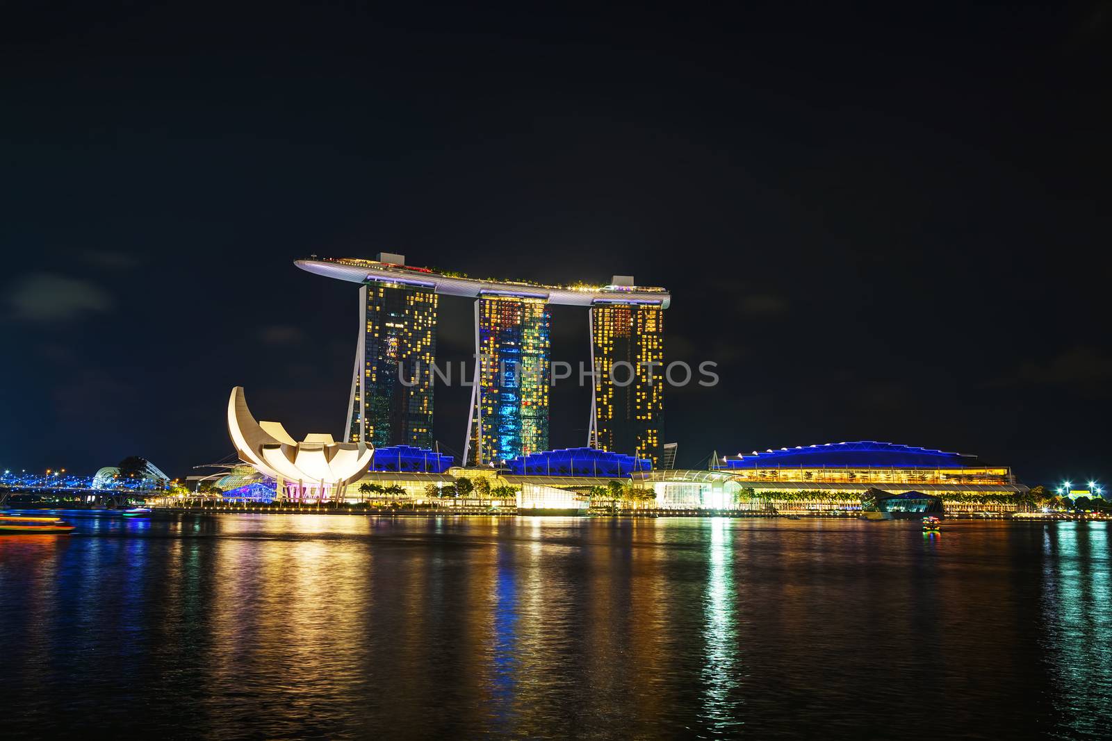 SINGAPORE - OCTOBER 30: Overview of the marina bay with Marina Bay Sands on October 30, 2015 in Singapore.